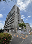 【外観】 | ホワイトキャッスル砂津☆仲介手数料無料☆ | 陽当たり良好な南西向きのお部屋。さらに購入後も充実したサービス保証が付いているため、入居後の暮らしもしっかりサポートしてくれます。
