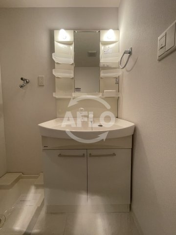 ドゥーエ森ノ宮の独立洗面台|ドゥーエ森ノ宮　独立洗面台