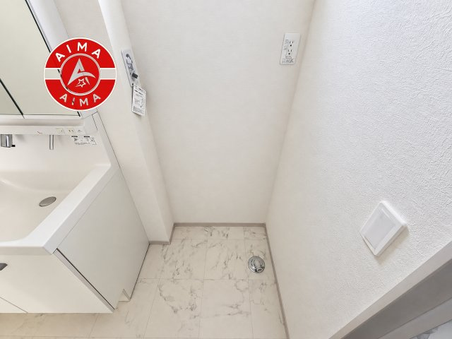 福岡市東区筥松1丁目第1-3棟（1号棟）の内観：施工例|毎日の洗濯をスマートに。注目のランドリー空間を確保！