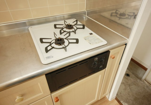 セフィラＣ棟のキッチン|別部屋同間取りのお写真となります。参考にご覧くださいませ。