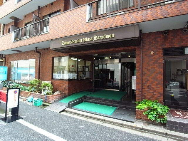 ライオンズステーションプラザ半蔵門のエントランス