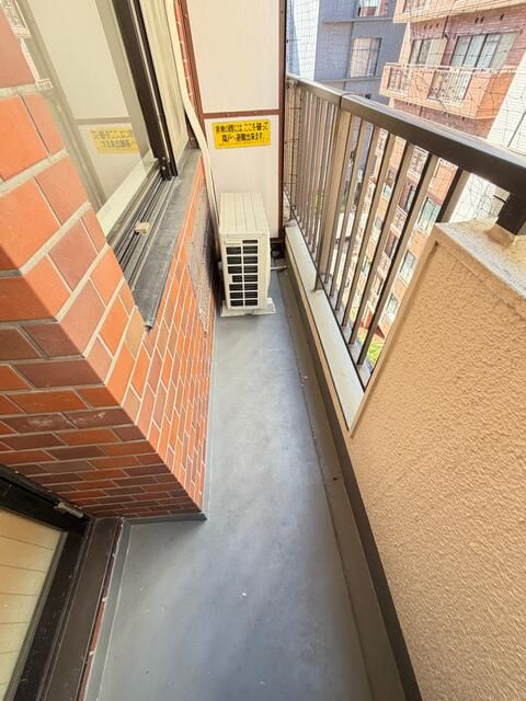 ライオンズステーションプラザ半蔵門のバルコニー