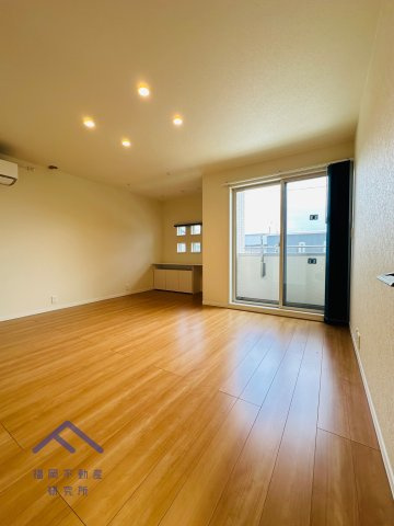糸島市志摩稲留東　戸建ての洋室