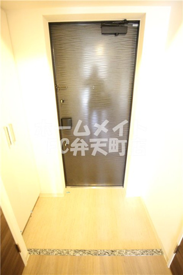 【玄関】 | クリスタルグランツ・みなとシティ | 明るい玄関です