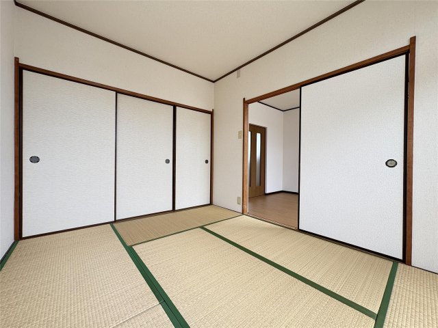 ルミエール一吉IIの和室