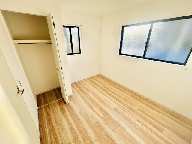 佐倉市臼井６期の洋室