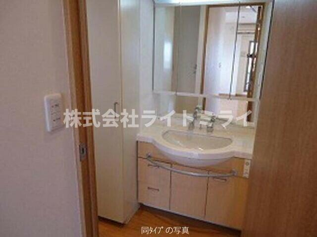 ハウス桃李の洗面所| 
