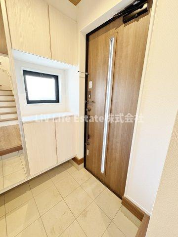 ４１９１東村山市多摩湖町３期２棟２号棟の玄関