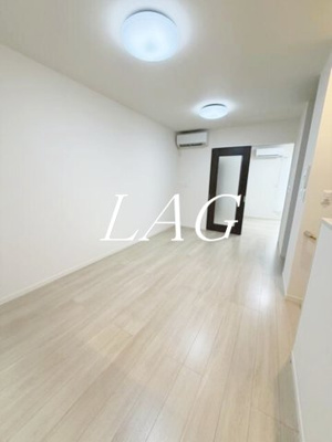【居間・リビング】 | 八雲ガーデンテラス | 洋室のお部屋です。