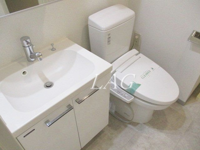 【トイレ】 | メインステージ新橋 | トイレです。
