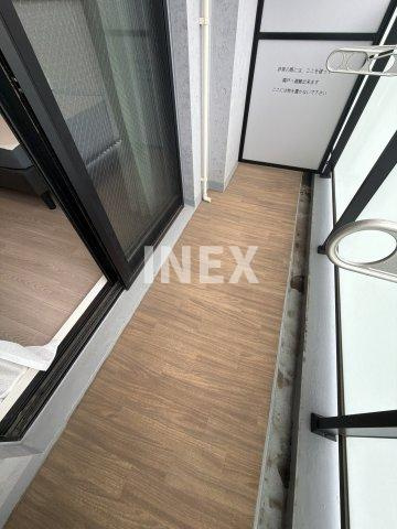 横浜市南区万世町２丁目の賃貸マンションのバルコニー