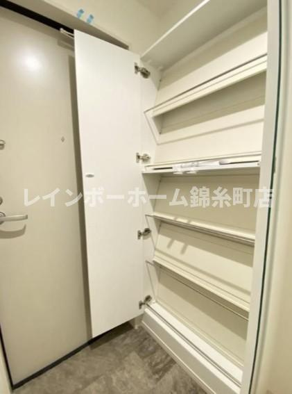 KLEISせんげん台の玄関