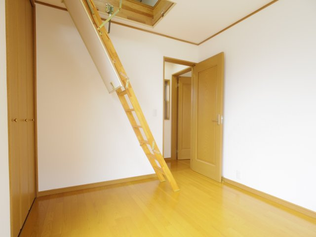 新川町２丁目貸家の内装