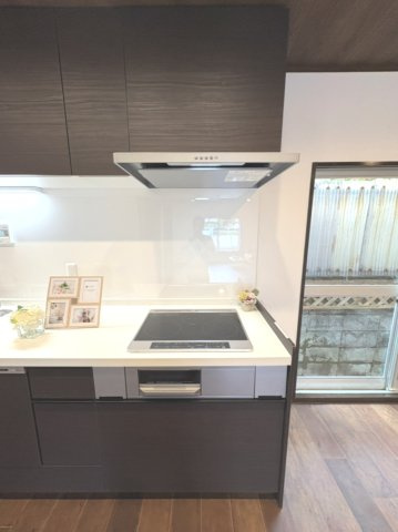 高槻市寿町3丁目戸建のキッチン|キッチンでお料理をお楽しみください