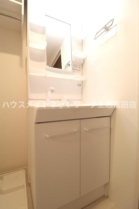 ルミナーレの独立洗面台|洗髪洗面化粧台