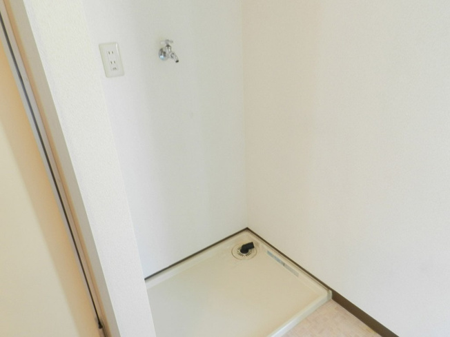 【設備】 | APEX　FLAT | 洗濯機置き場です