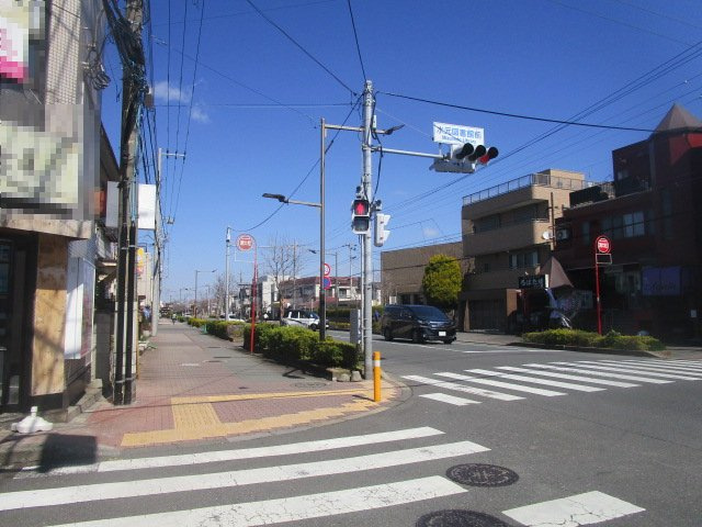 葛飾区南水元４丁目の倉庫の周辺