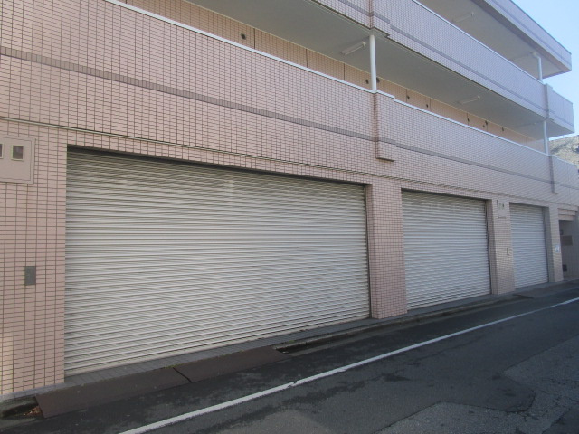 葛飾区南水元４丁目の倉庫の外観