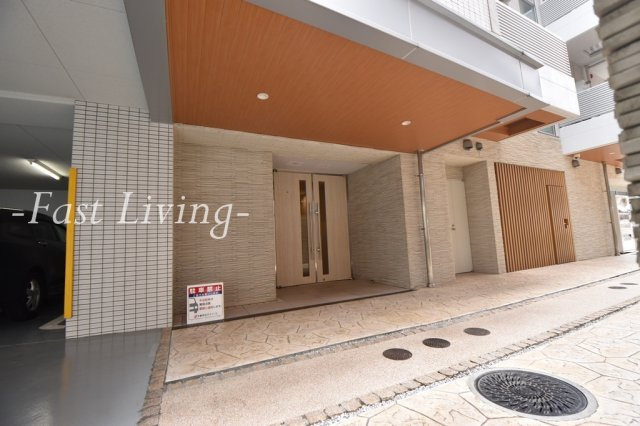 GROUND WELLの外観