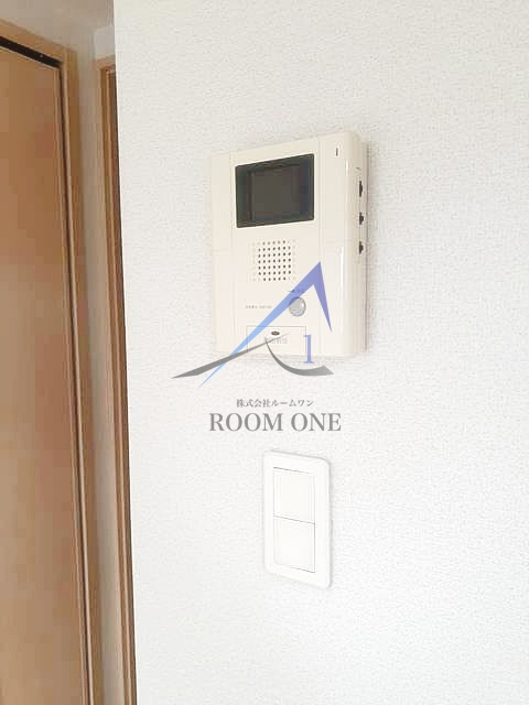 メゾン　ド　サクラのセキュリティ|モニター付きインターホンです。
