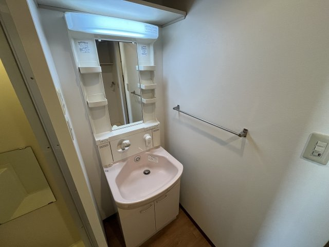 独立洗面化粧台付き☆