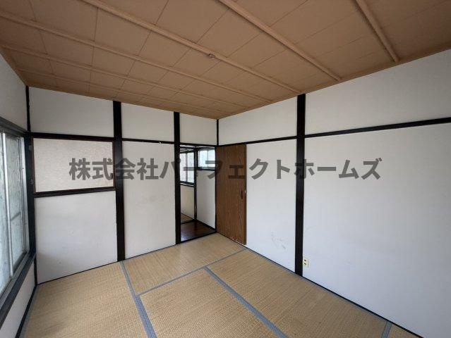 桜丘町戸建　賃貸の和室|和室、ちょっとしたくつろぎスペースにいかがでしょうか