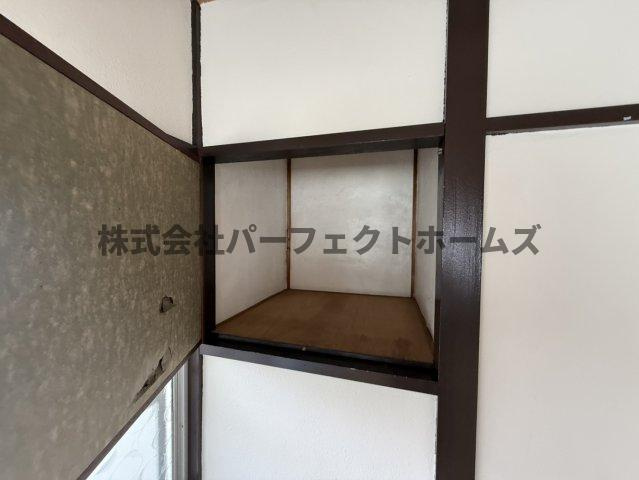 桜丘町戸建　賃貸の収納|ちょっとした収納スペースも充実しています