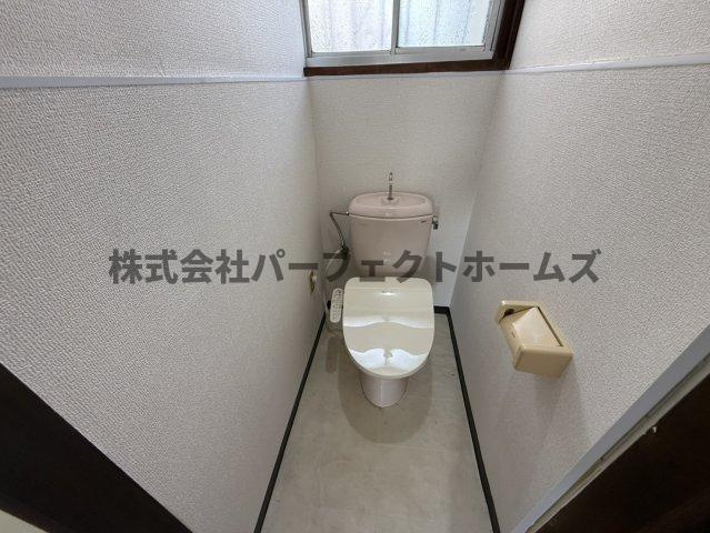 桜丘町戸建　賃貸のトイレ|清潔感のあるトイレです
