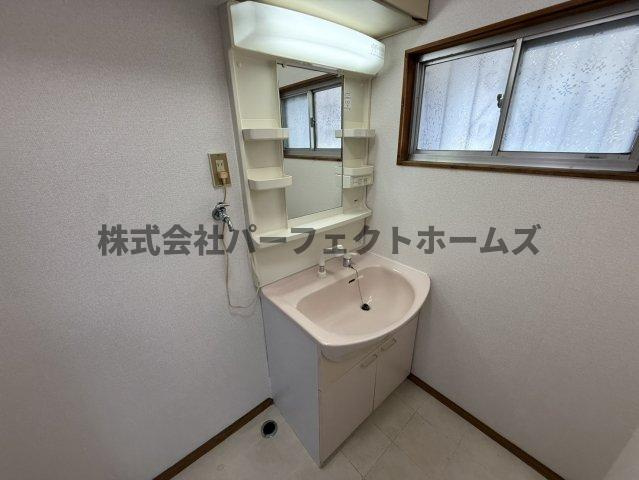 桜丘町戸建　賃貸の独立洗面台|独立洗面台、朝の身支度には欠かせません
