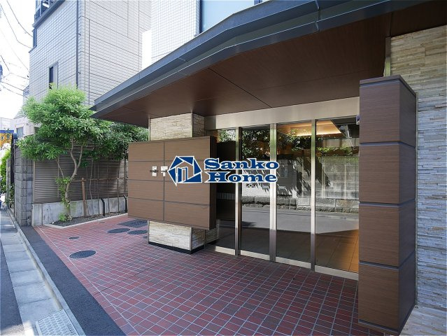 テルマエドムス根岸のエントランス