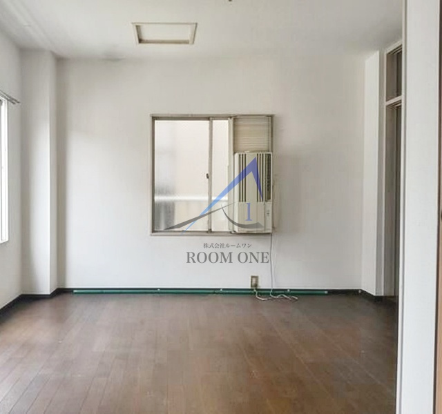 石田コーポの居間・リビング|洋室のお部屋です。