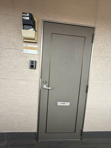 アンシャンテ．の玄関