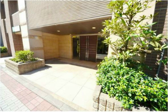 【エントランス】レジディア日本橋馬喰町