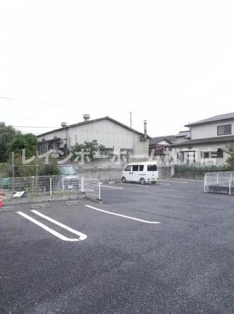 ブライト　スクエアの駐車場|駐車場完備です