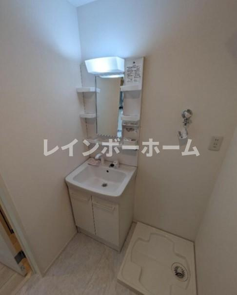 Y-Houseの洗面所|コンパクトで使いやすい洗面所