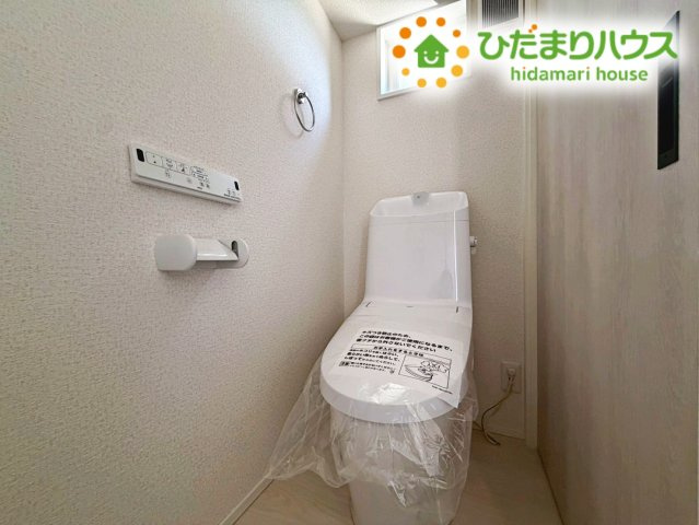 いわき市久之浜町久之浜字東町　新築戸建のトイレ|白を基調としたトイレは、インテリア次第でどんな空間になるかワクワクしますね♪