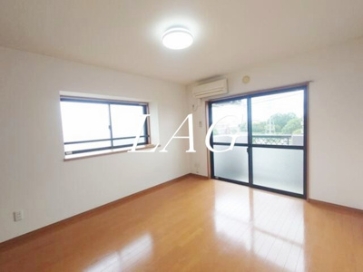 【居間・リビング】 | ガレットⅥ | 洋室のお部屋です。