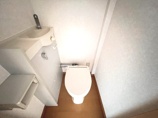 北区志茂３丁目の賃貸マンションのトイレ