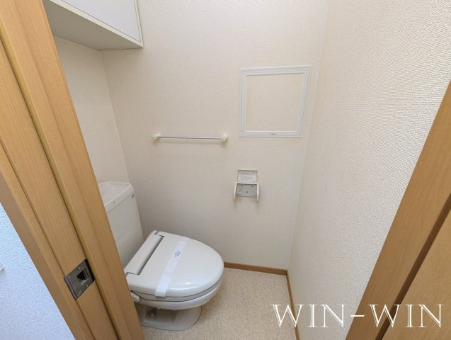 カーサフィオーレ Bのトイレ|イメージ（同建物内・同間取りの写真）