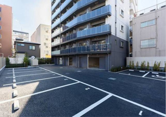 【駐車場】