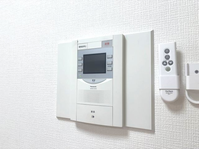 アルファビルのセキュリティ
