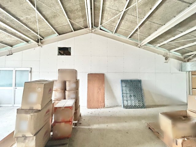 売工場　泉佐野市日根野の内装