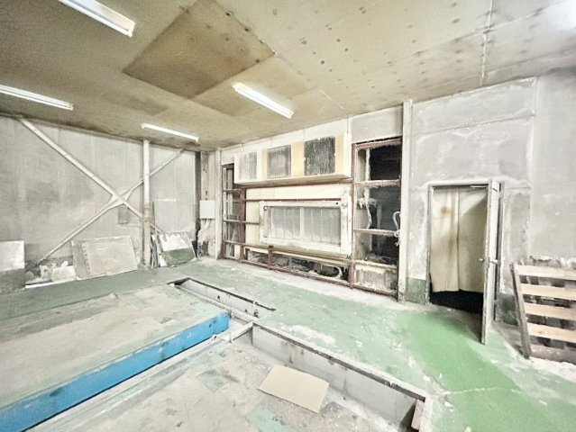 売工場　泉佐野市日根野の内装