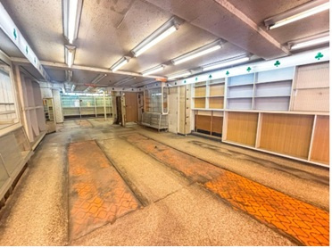 吹田市竹見台三丁目店舗