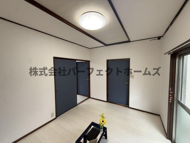 星丘3丁目戸建　賃貸の洋室|コンパクトで使いやすい洋室です