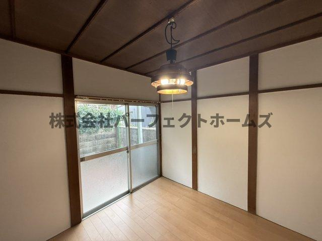星丘3丁目戸建　賃貸の洋室|個人の部屋や寝室として使える洋室です