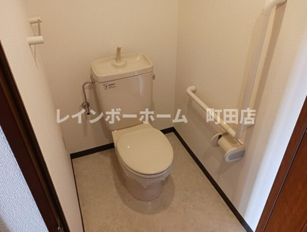 ノーブルフォレスタ※初期費用分割あと払いサービス利用可能物件のトイレ