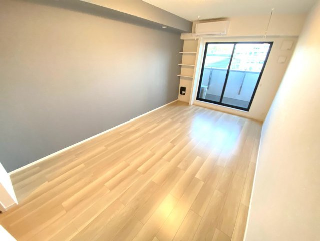【居間・リビング】 |  ホワイトタウン　Ａ | ※同タイプのお写真です