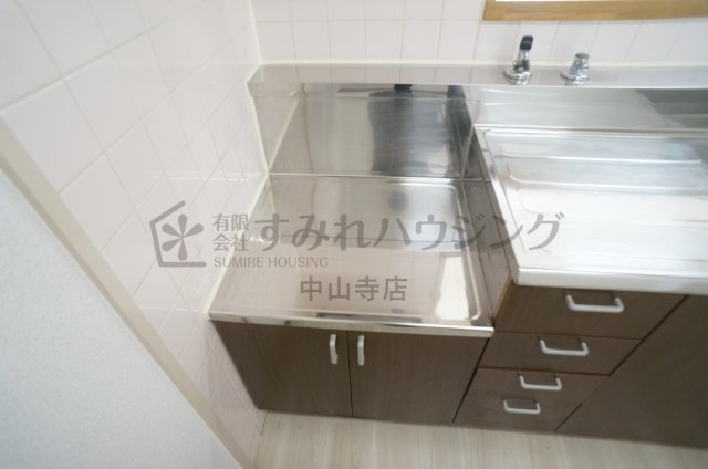 デイグランシエルのキッチン|参考、同建物・反転間取りの号室