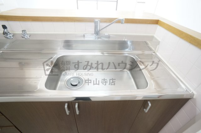 デイグランシエルのキッチン|参考、同建物・反転間取りの号室